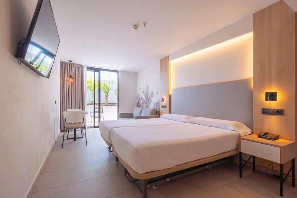 Mynd Adeje Hotel
